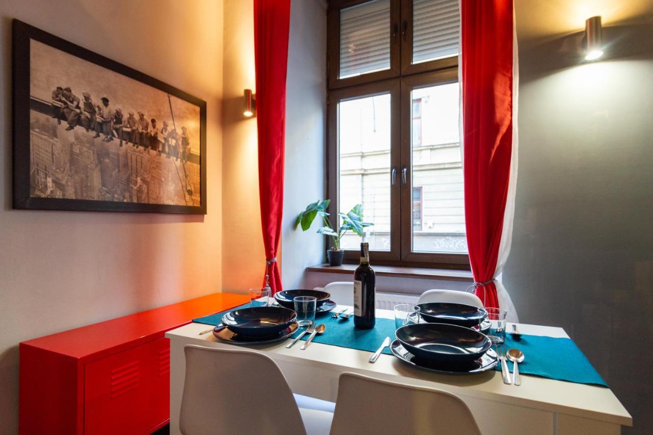 Lilly Apartment Main Train Station Old Town By The Castle Suites Cracovia Exterior foto